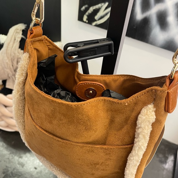 Mini Suede Sherpa Messenger | Camel - Picture 4 of 4